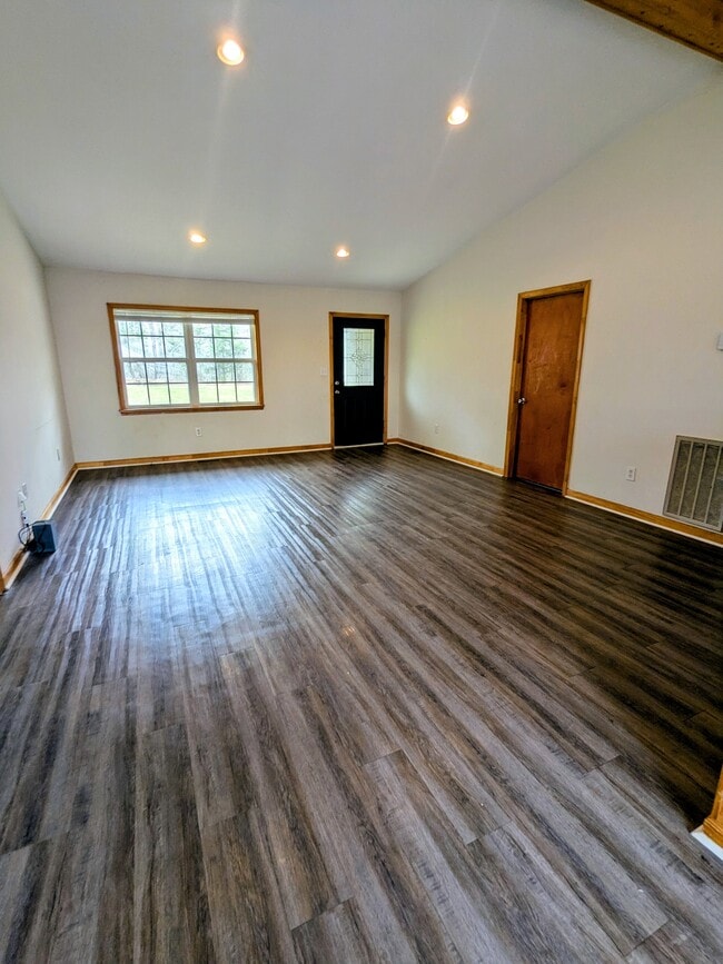 Photo - 7403 Primm Springs Rd