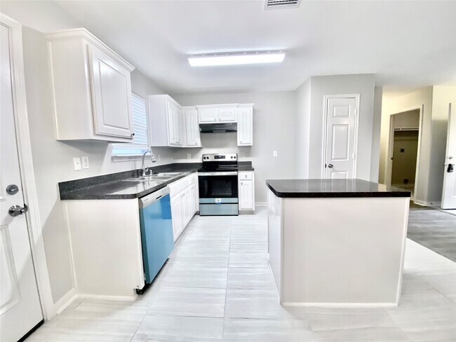Photo - 4414 Peppermint Hill Ln