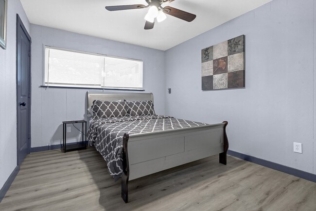Photo - 11103 Greenwillow Dr