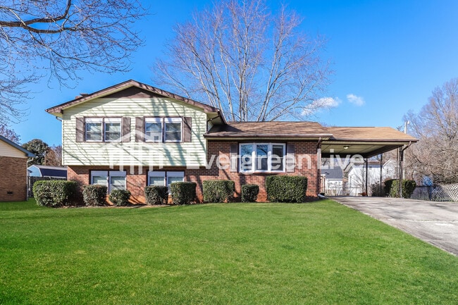 Photo - 1711 Oberlin Dr