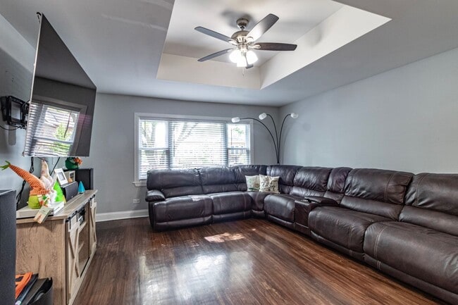Photo - 1805 N Harding Ave