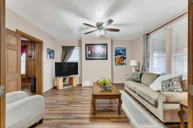 Photo - 2610 Couchville Pike