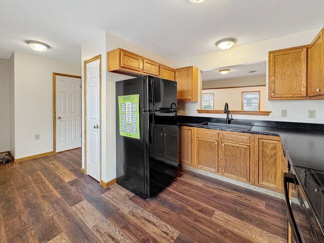 Photo - 253-257 Main Street Unit 257