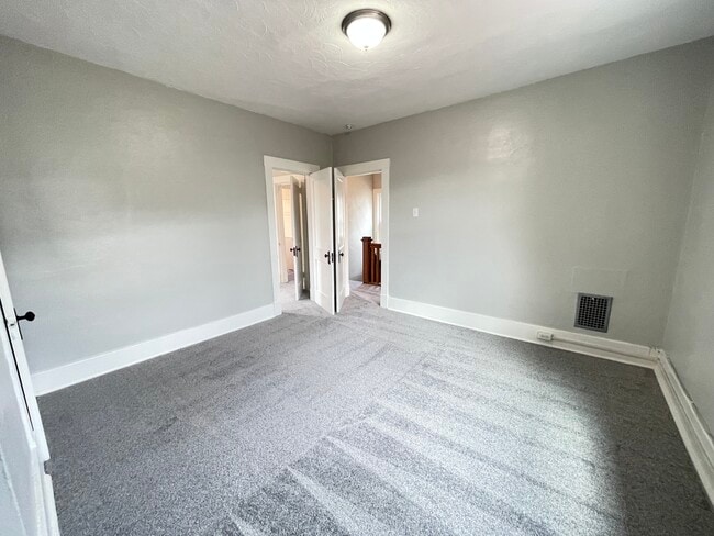 Photo - 114 Merritt Ave