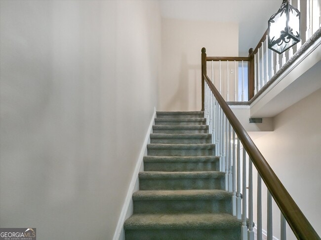 Photo - 6520 Roswell Rd