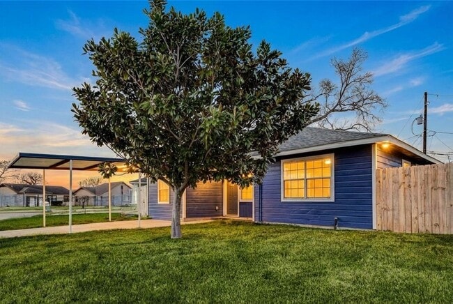 Photo - 12445 Parkey Ln