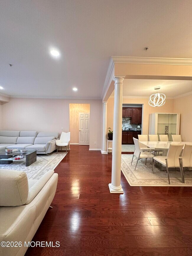 Photo - 112 Regency Ct