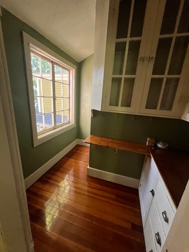 Photo - 35 Tirrell St Unit 3 Floor