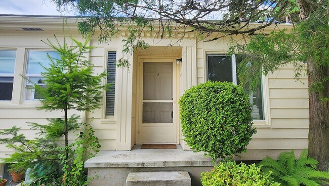 Photo - 3507 SW 11th Ave Unit 02