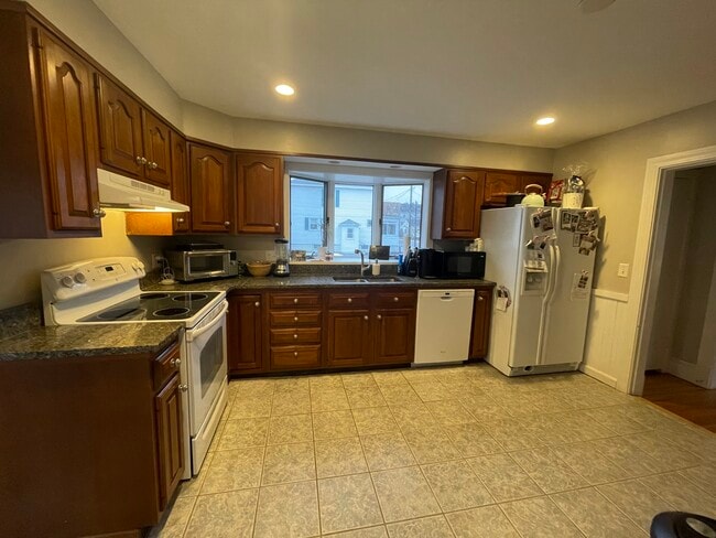 Photo - 21 McLean St