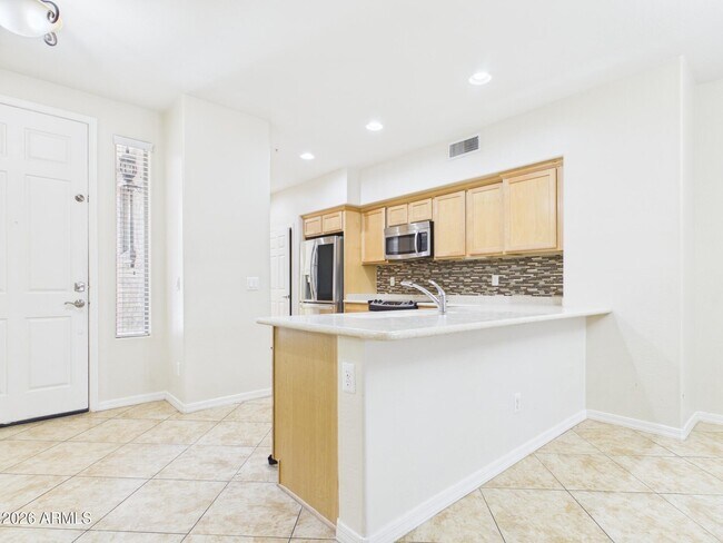 2130 W Hunter Ct