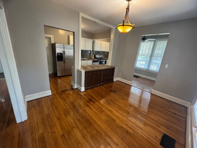 Photo - 1818 St Charles Ave
