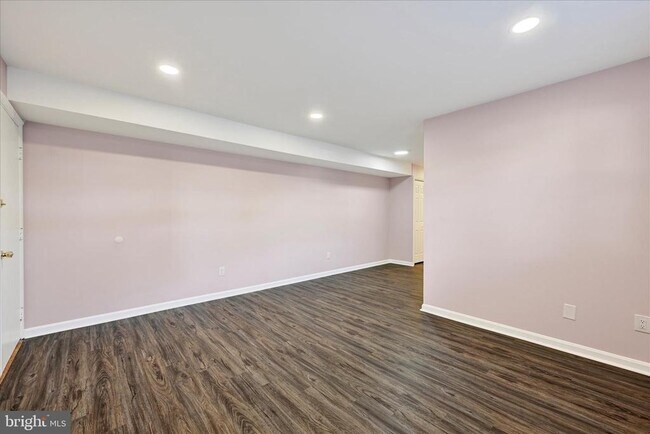 Photo - 4411 Falls Bridge Dr Unit L