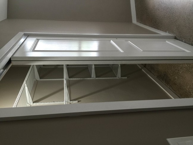 Closet - 301 Broadway