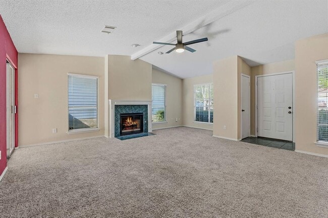 Photo - 8401 Horton Trail