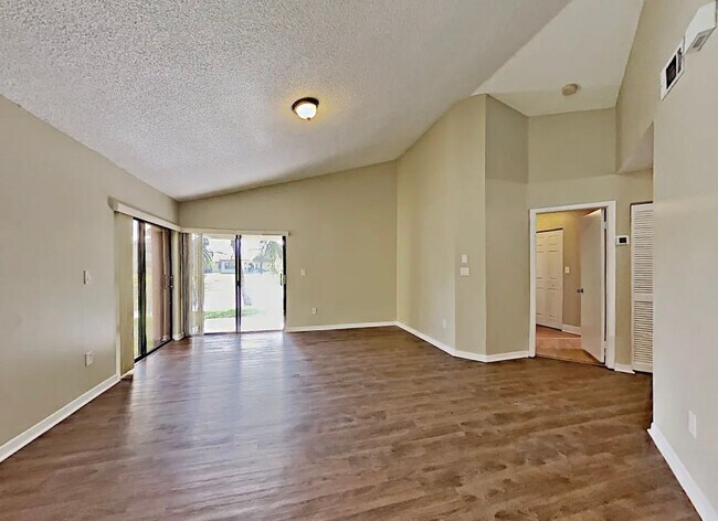 Photo - 260 SW 113th Terrace