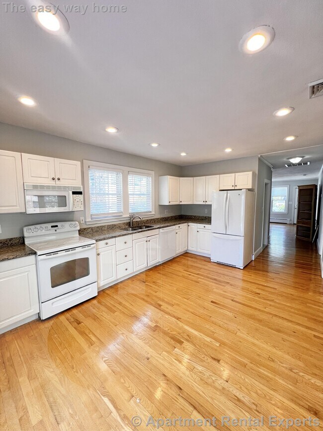 Photo - 36 Dedham St Unit #1