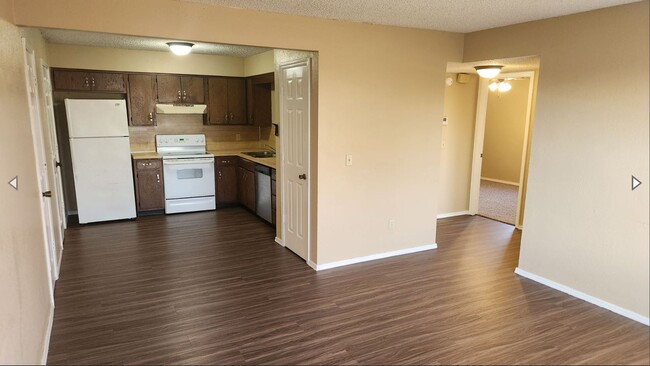 Photo - Spacious 2 bed, 1 bath unit in Sand Springs
