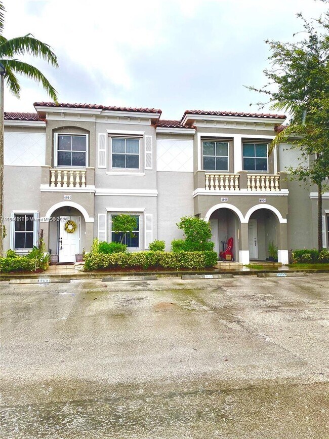 Photo - 4908 SW 141st Ave