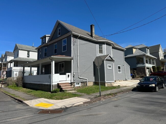 Photo - 79 Washington St