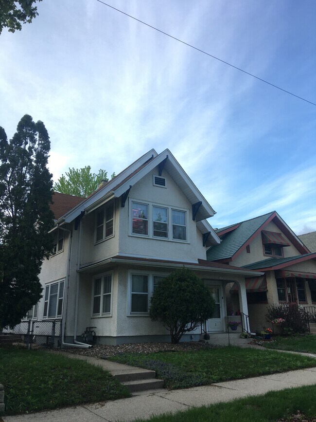 Photo - 1307 22ND AVE NE