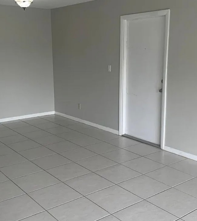 Photo - 770 NW Fork Rd