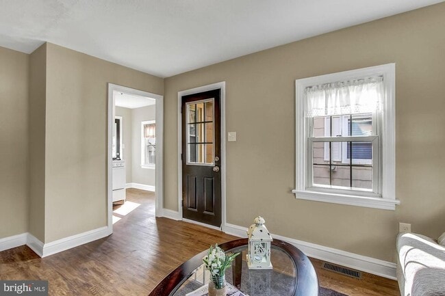 Photo - Coming Soon!  Charming 2 Bedroom, 1 Bath H...