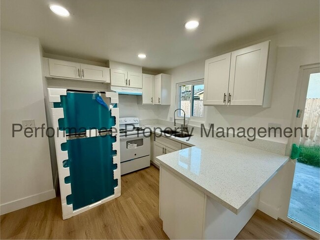 Photo - 3401 Squire Ln Unit A