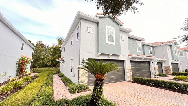 Photo - Live Bright in Oviedo – Gated Townhome with Style, Space & Serenity! WASHER & DRYER INCLUDED!