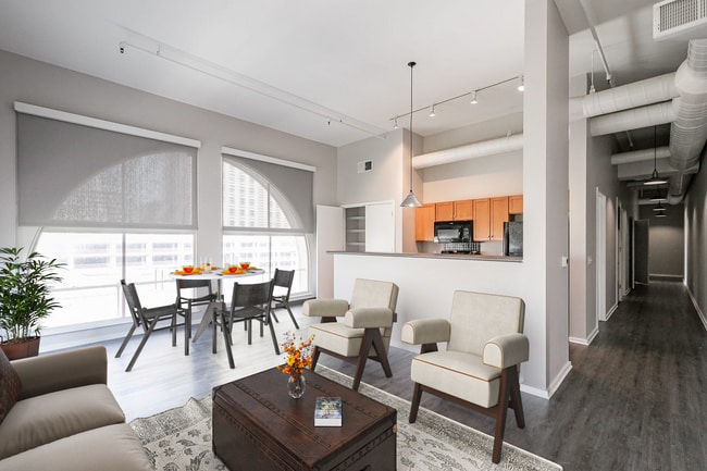 Photo - Court Square Apartments