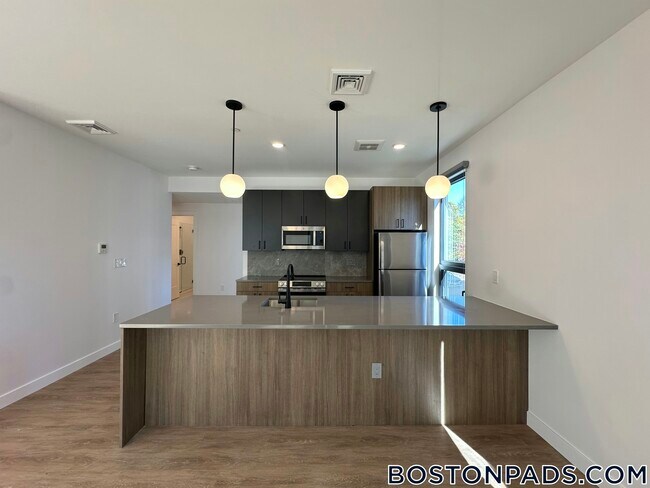 Photo - 199 Gardner St Unit 203