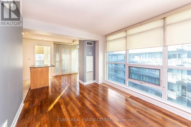 Photo - 600 Fleet St Unité 814