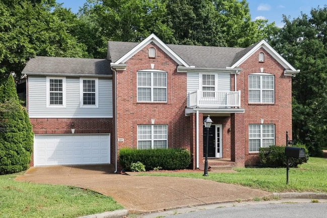 Building Photo - Well Appointed 4BR Home in Brentwood