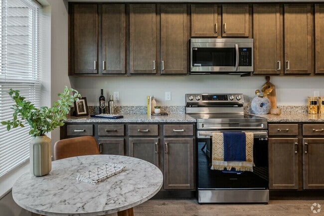 Building Photo - Buckstone Flats