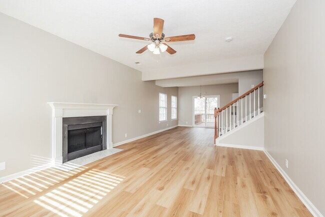 Photo - 7233 Legacy Dr