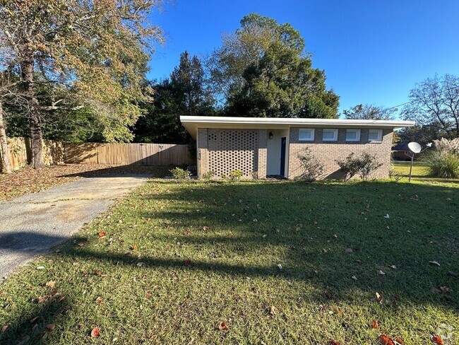 Building Photo - 103 Outland St Rental