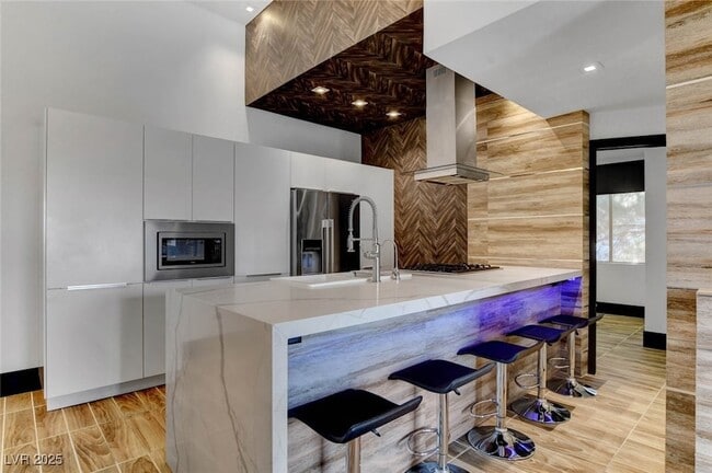 Photo - 700 Carnegie St Condo Unit 4722
