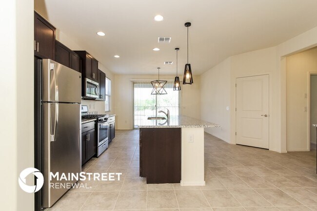 Photo - 13995 E Golden Oaks Rd