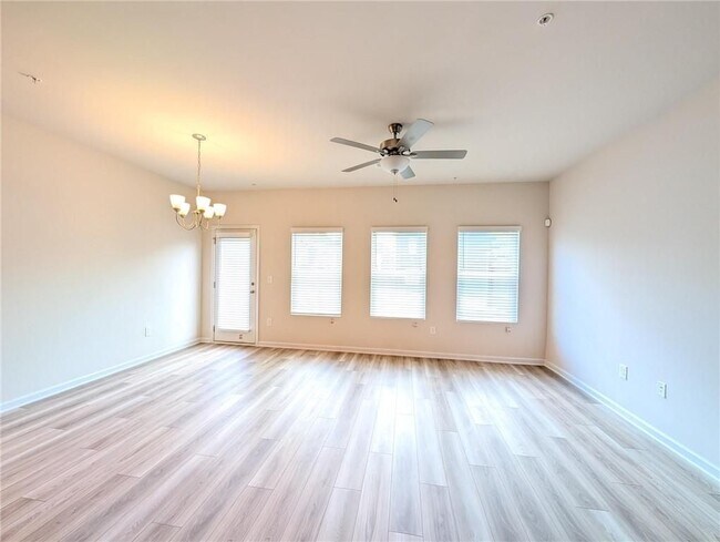 Photo - 1354 Willow Brk Cir
