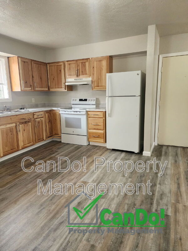 Photo - 225 Carol Dr Unit #2