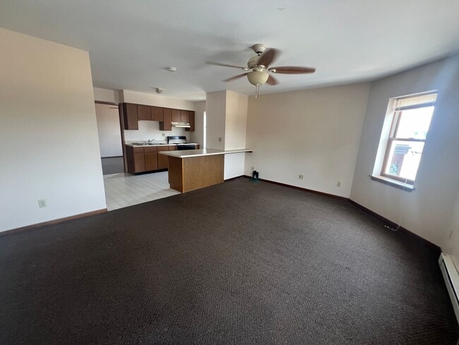 Photo - 300 E Milwaukee St Unit B