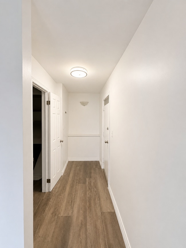 Photo - 2 Bed 1 Bath unit for rent Unit 204