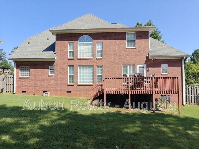 Photo - 901 McMillan Cir