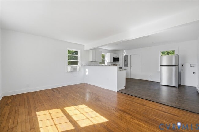 Photo - 302 Marlin Dr