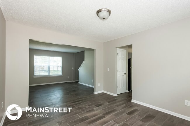 Photo - 1906 Waters Trail Dr