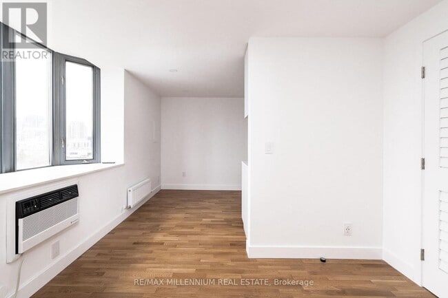 Photo - 800 Richmond St W Unit 909