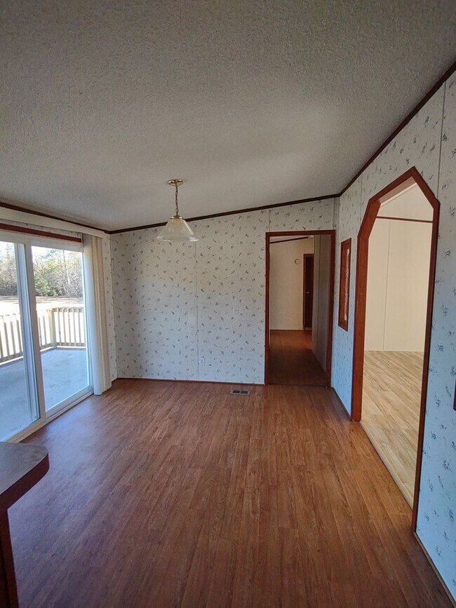 4Bedroom 2Bath DoubleWide Mobile Home Rental House Rental in Lumberton, NC