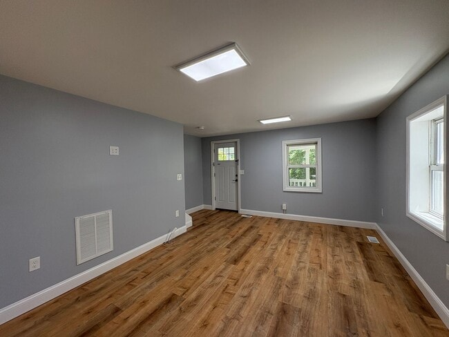 213 Dewitt Ave