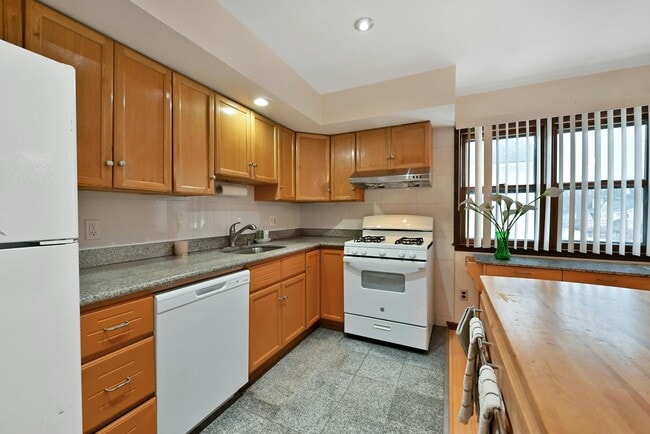 Photo - 27 Beech St