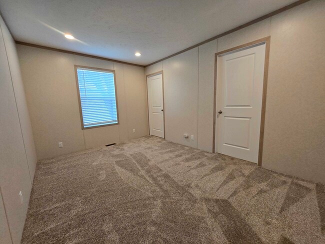 Photo - 52910 Van Buren Ct